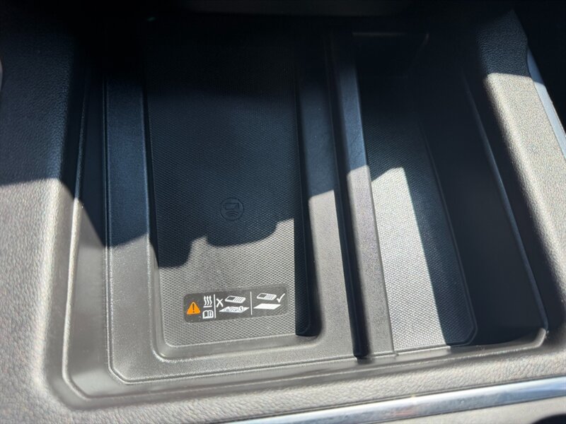 Used 2021 GMC Sierra 1500 AT4 w/ AT4 Premium Package AWD/4WD image 42