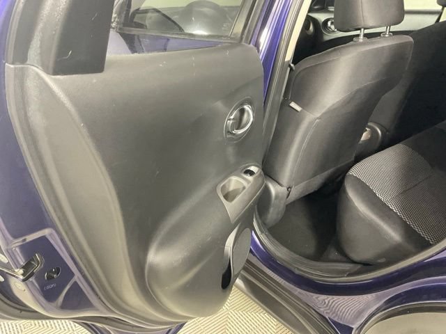 Used 2015 Nissan Juke S FWD image 23