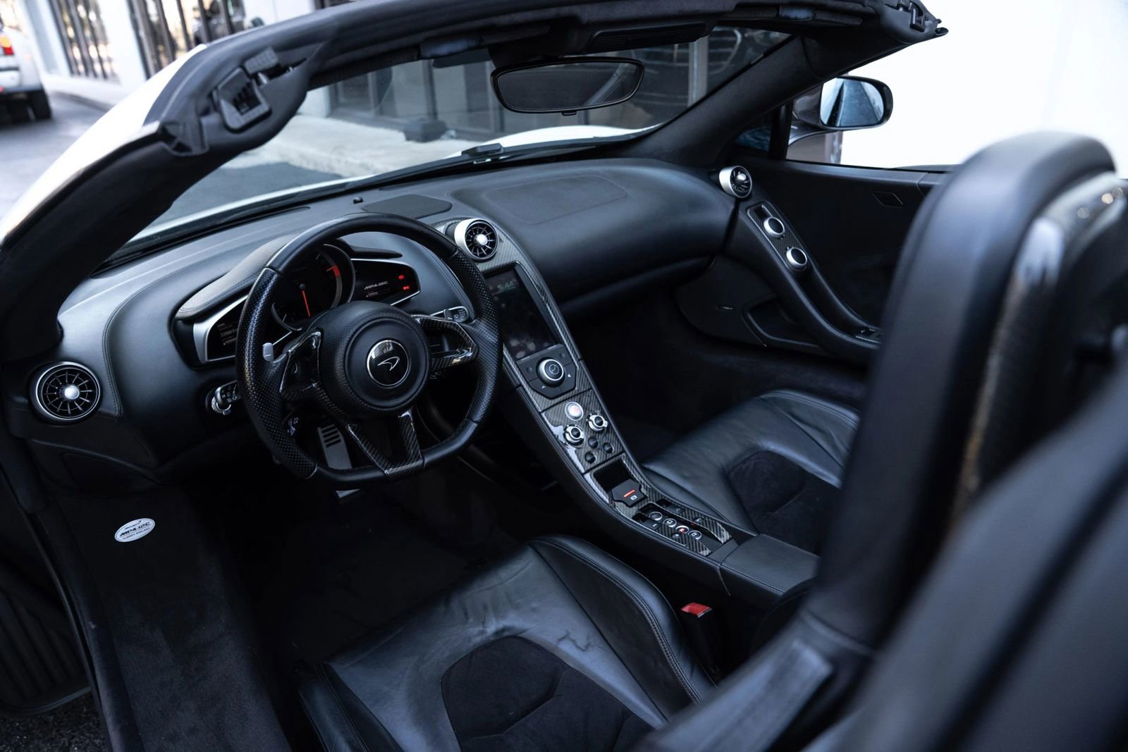 Used 2013 McLaren MP4-12C Spider RWD image 34