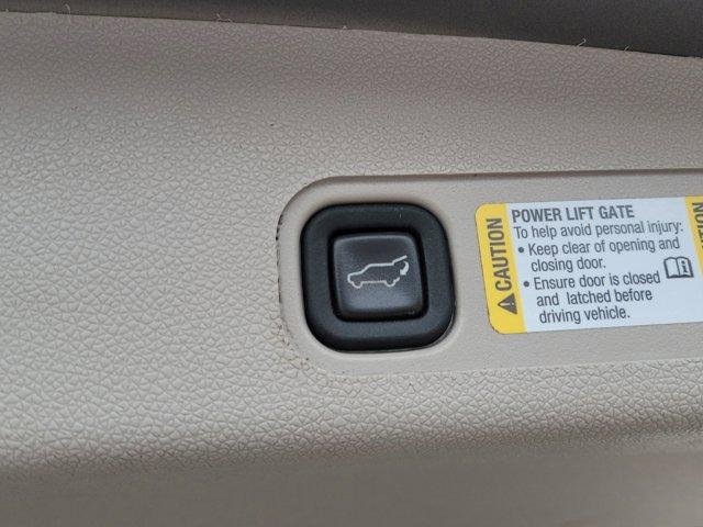 Used 2009 Chevrolet Tahoe LT w/ Luxury Package image 11