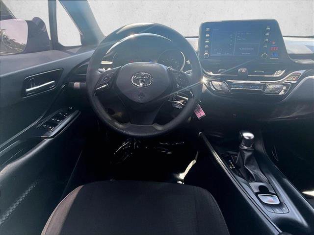 Used 2019 Toyota C-HR LE FWD image 7