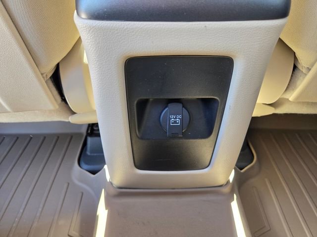 Used 2020 Dodge Journey SE w/ SE Popular Equipment Group image 14