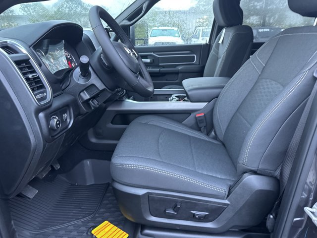 New 2026 RAM 2500 Big Horn AWD/4WD image 9