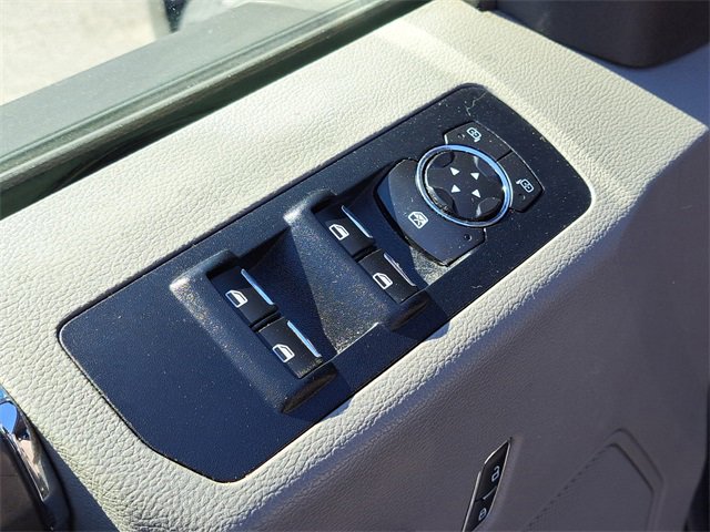 Used 2015 Ford F150 XLT w/ Equipment Group 302A Luxury image 21