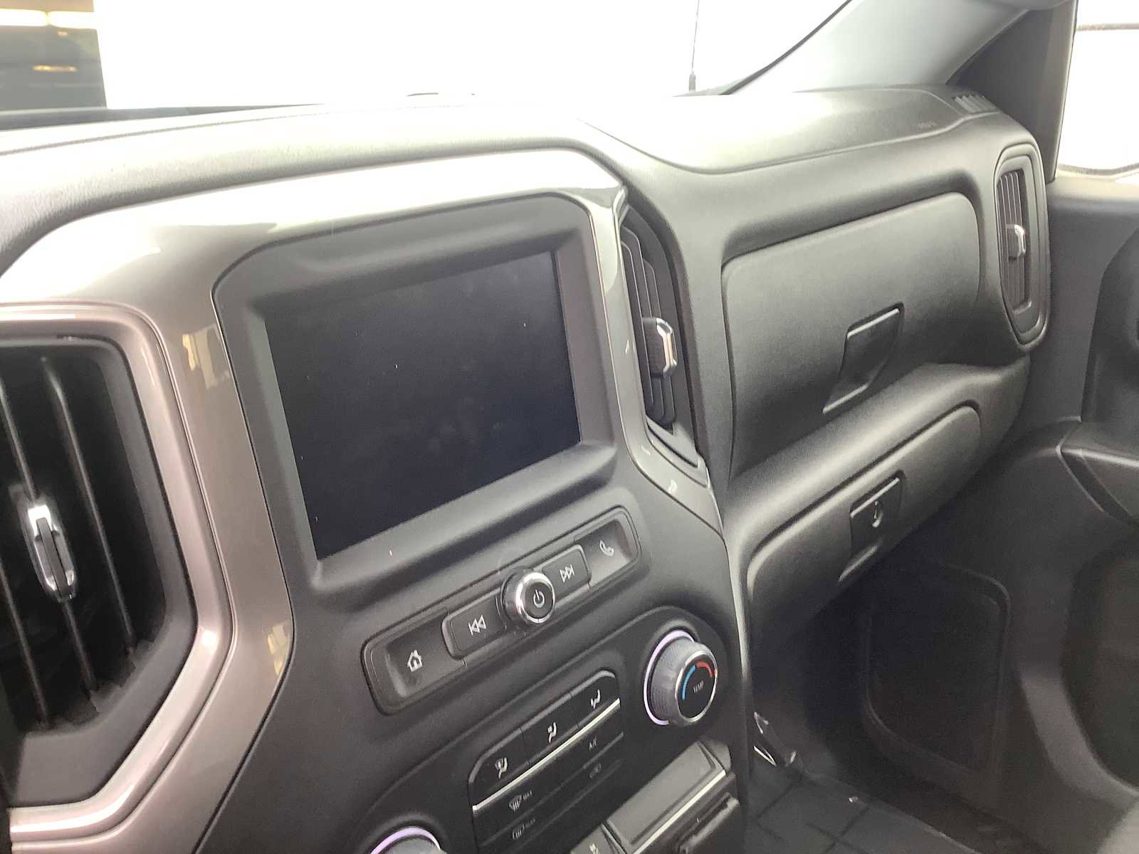 Used 2022 Chevrolet Silverado 1500 Custom image 17