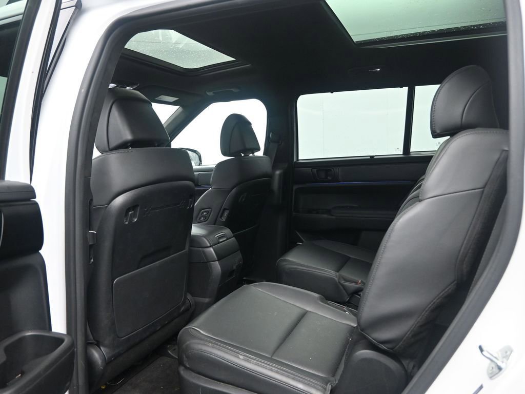 Used 2025 Hyundai Santa Fe Calligraphy image 28