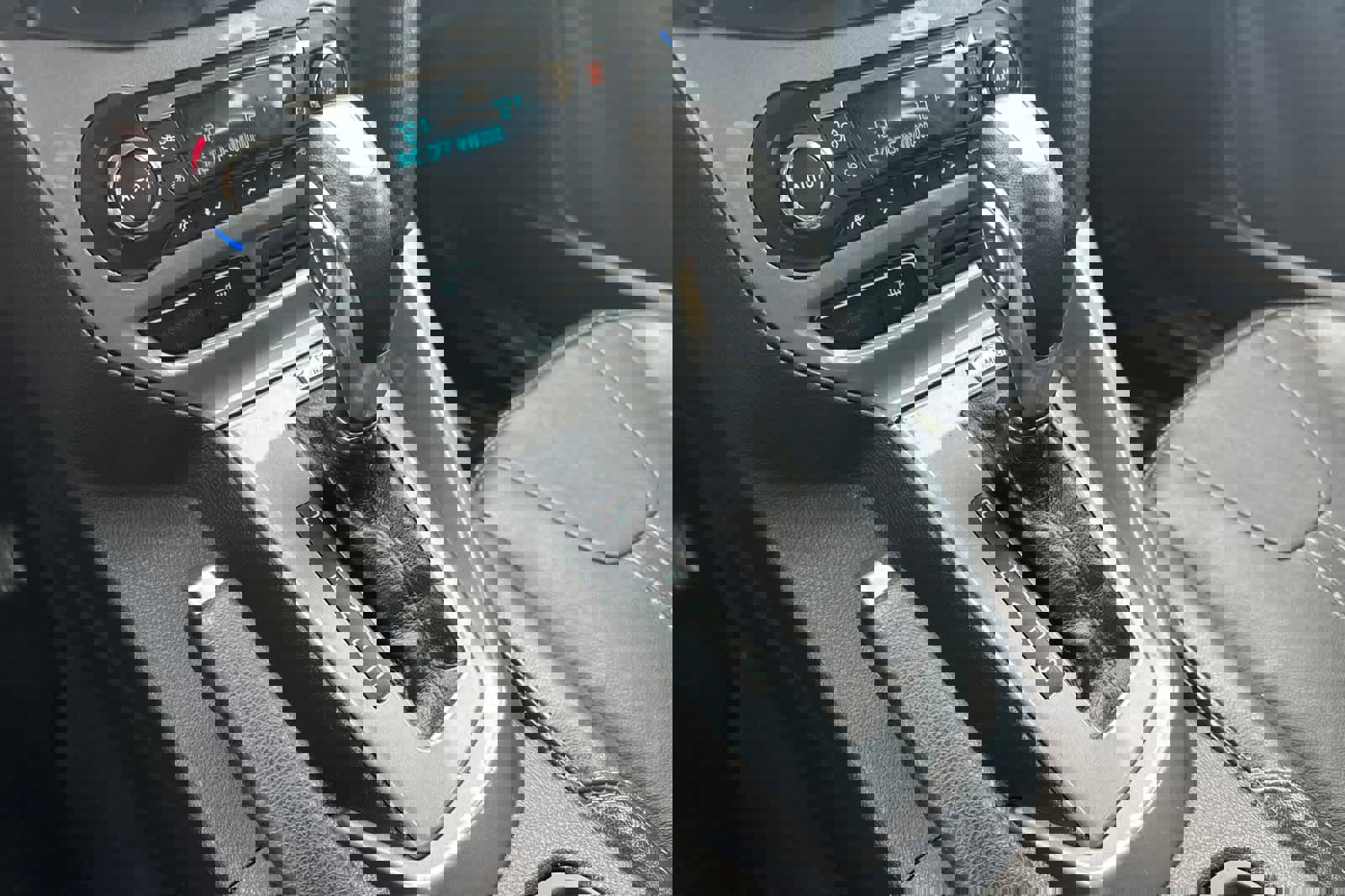 Used 2014 Ford Focus Titanium image 22