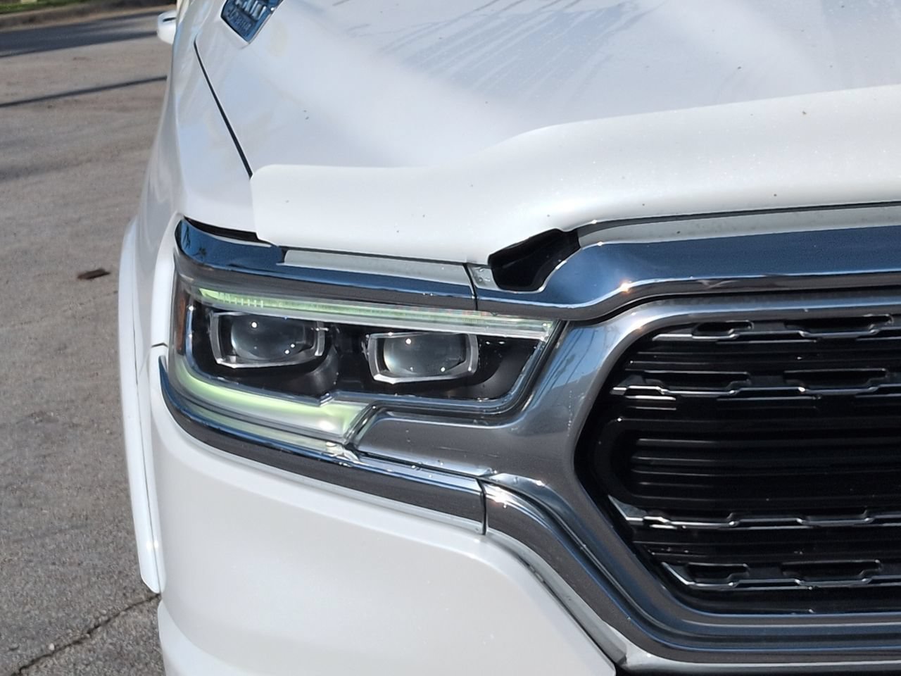 Used 2023 RAM 1500 Limited AWD/4WD image 9