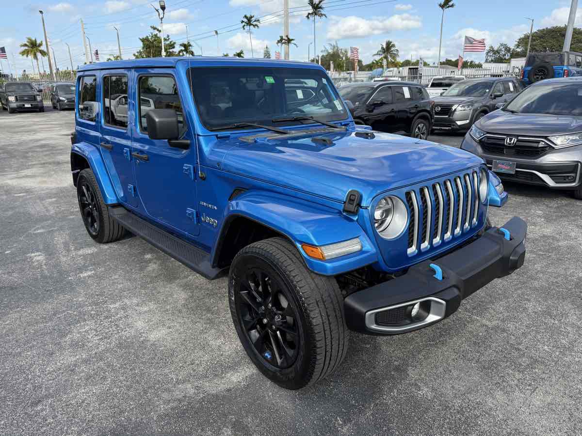 Used 2022 Jeep Wrangler Unlimited Sahara 4xe image 2