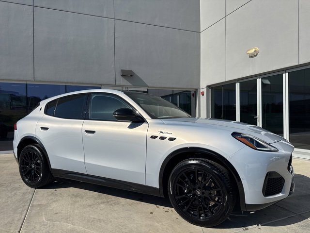 New 2025 Maserati Grecale Modena