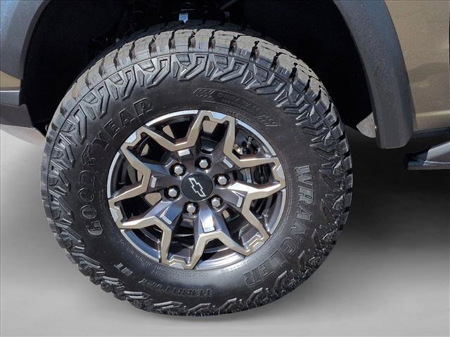 Certified 2025 Chevrolet Colorado ZR2 AWD/4WD image 30