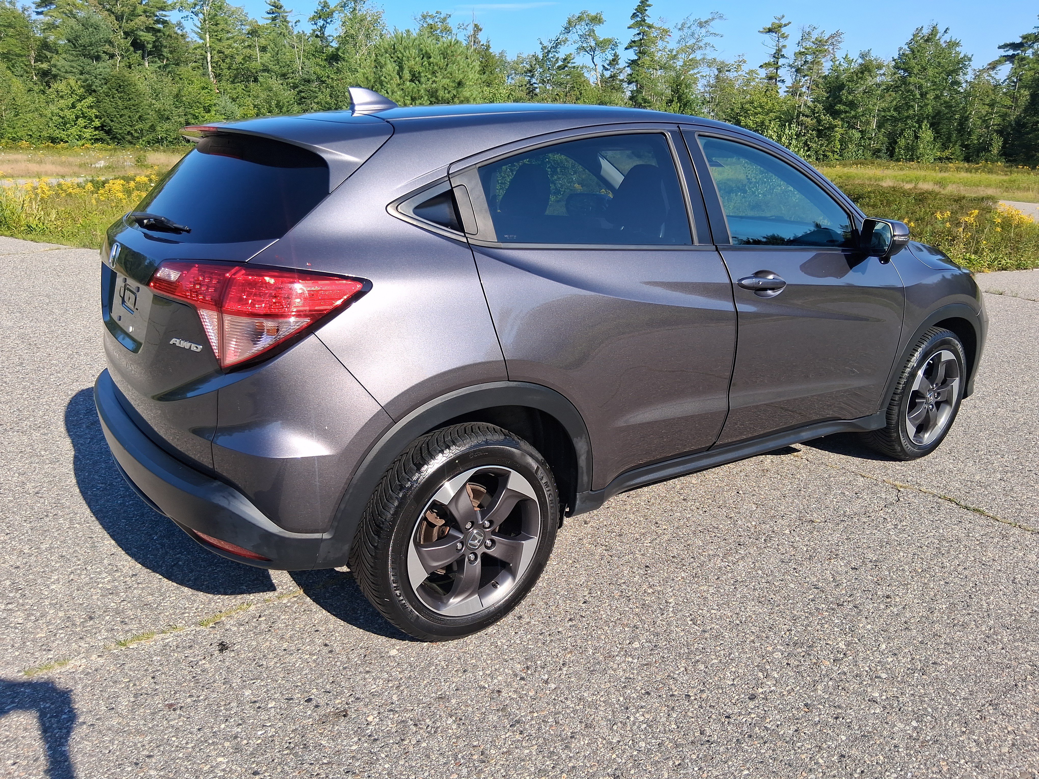 Used 2018 Honda HR-V EX image 5