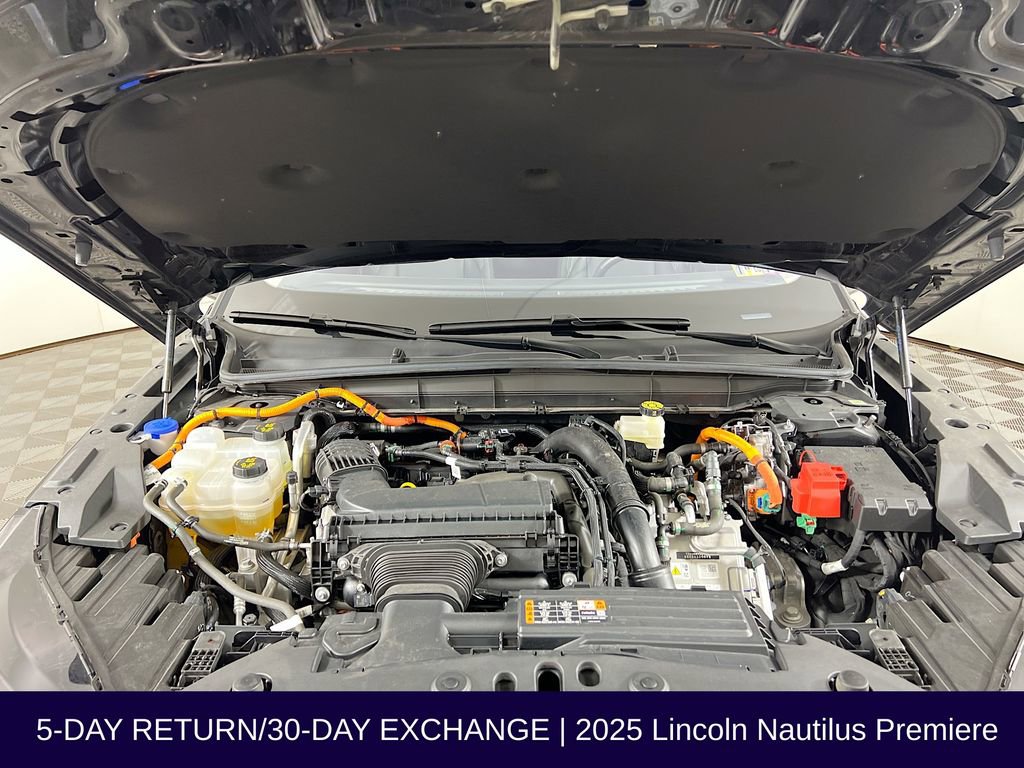 Used 2025 Lincoln Nautilus Premier w/ Equipment Group 102A AWD/4WD image 36