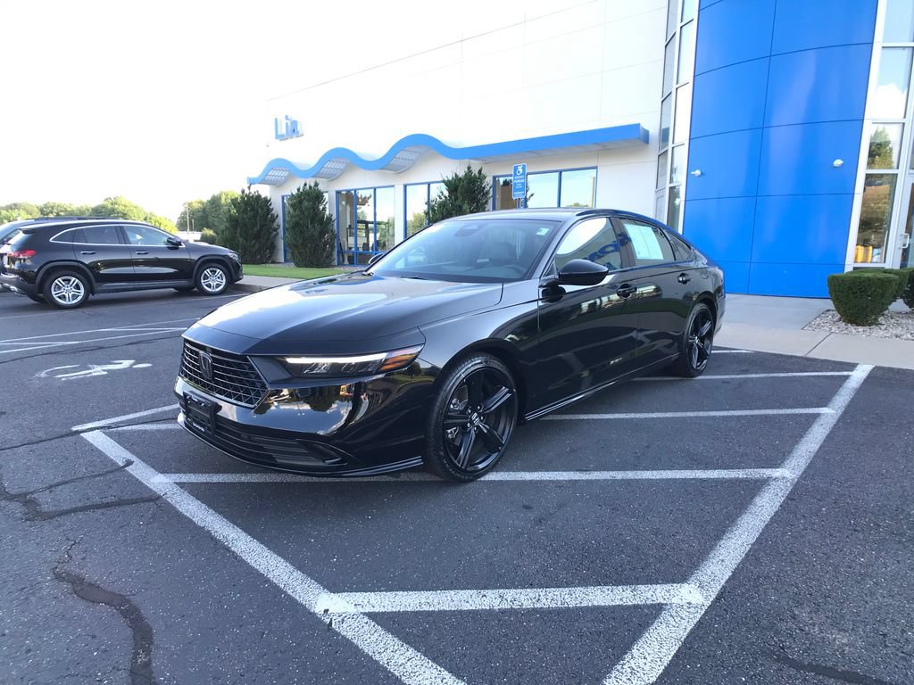 Certified 2024 Honda Accord Sport image 3