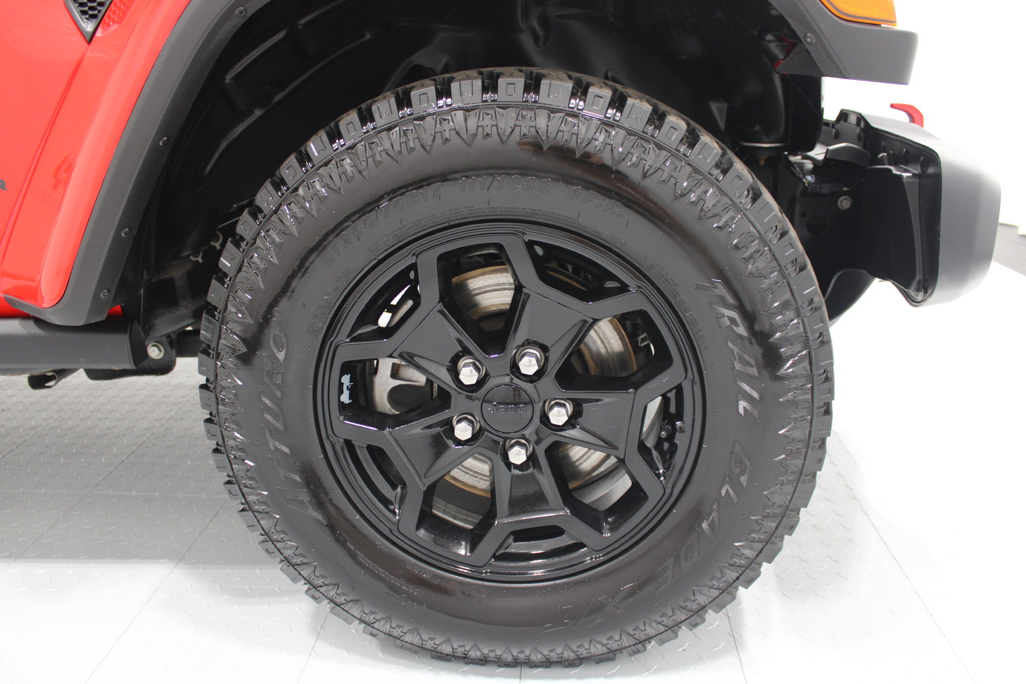 Used 2021 Jeep Gladiator Sport AWD/4WD image 5