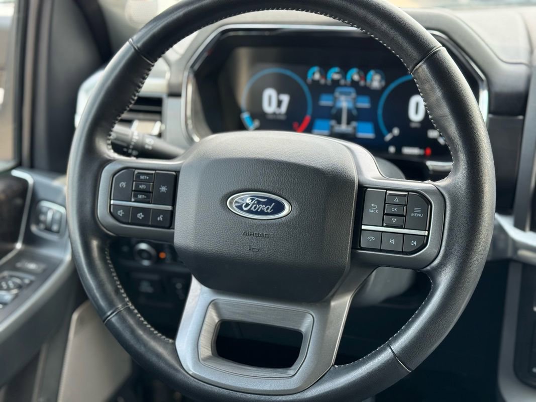 Used 2022 Ford F150 Lariat image 19