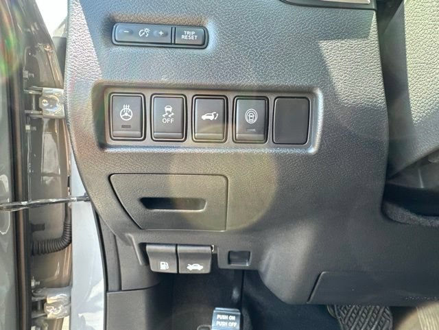 Used 2023 Nissan Murano SL w/ SL Moonroof Package AWD/4WD image 13