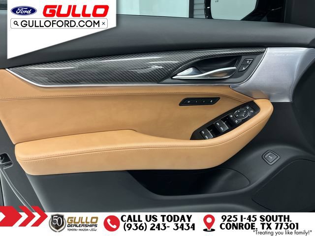 Used 2024 Cadillac CT5 V w/ Platinum Package RWD image 18