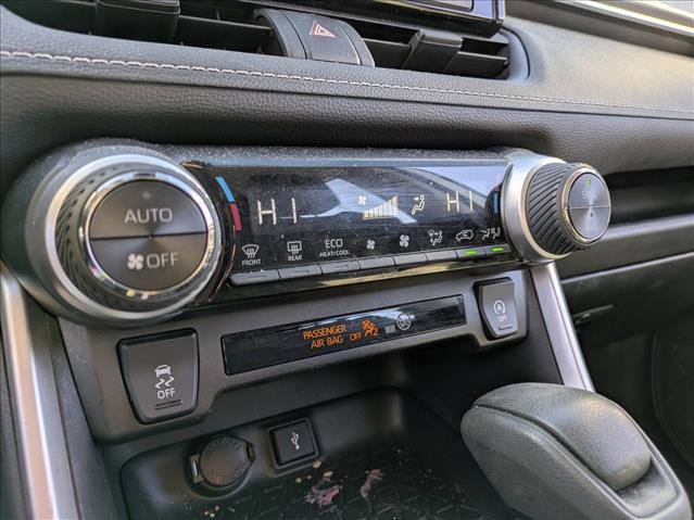 Used 2022 Toyota RAV4 XLE image 11