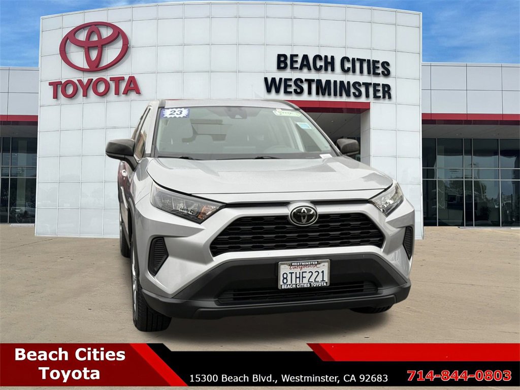 Used 2020 Toyota RAV4 LE w/ Carpet Mat Package image 3