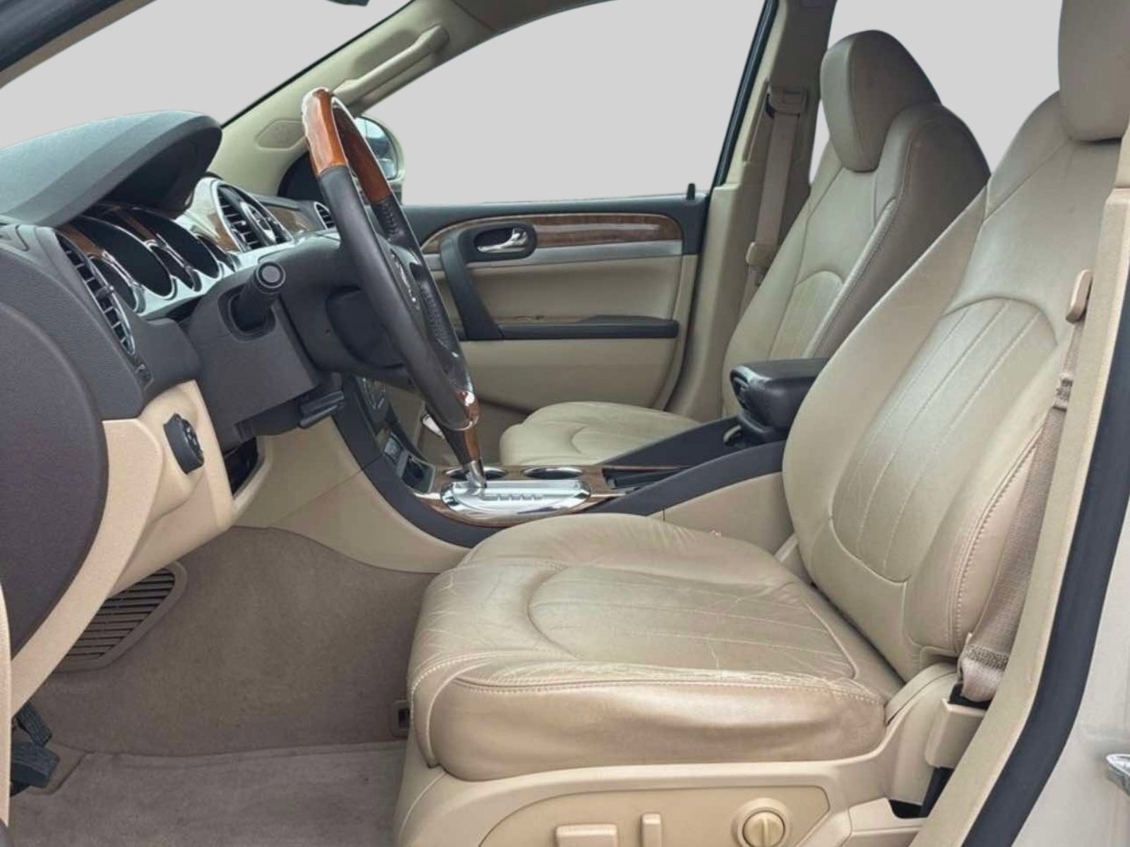 Used 2011 Buick Enclave CXL FWD image 3