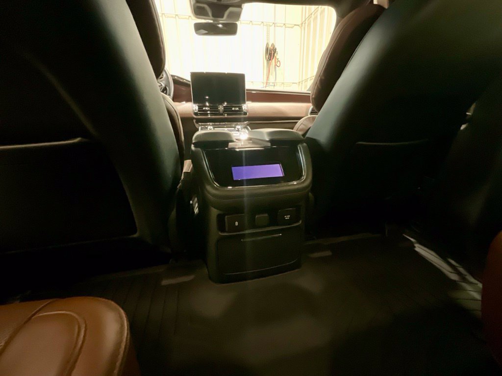 Used 2024 Lincoln Navigator Reserve AWD/4WD image 12