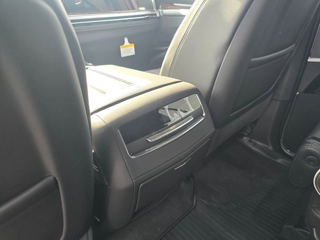 Used 2026 Cadillac Escalade Platinum Luxury image 20