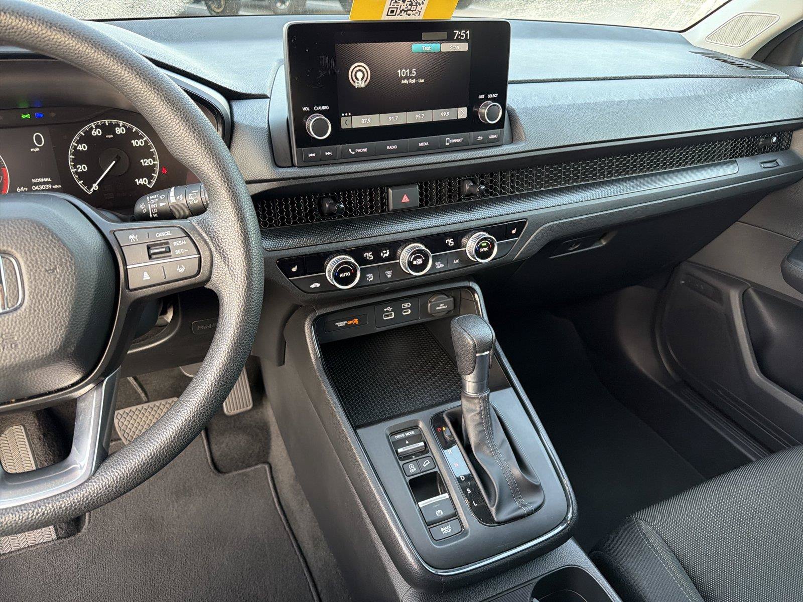 Used 2025 Honda CR-V EX image 27