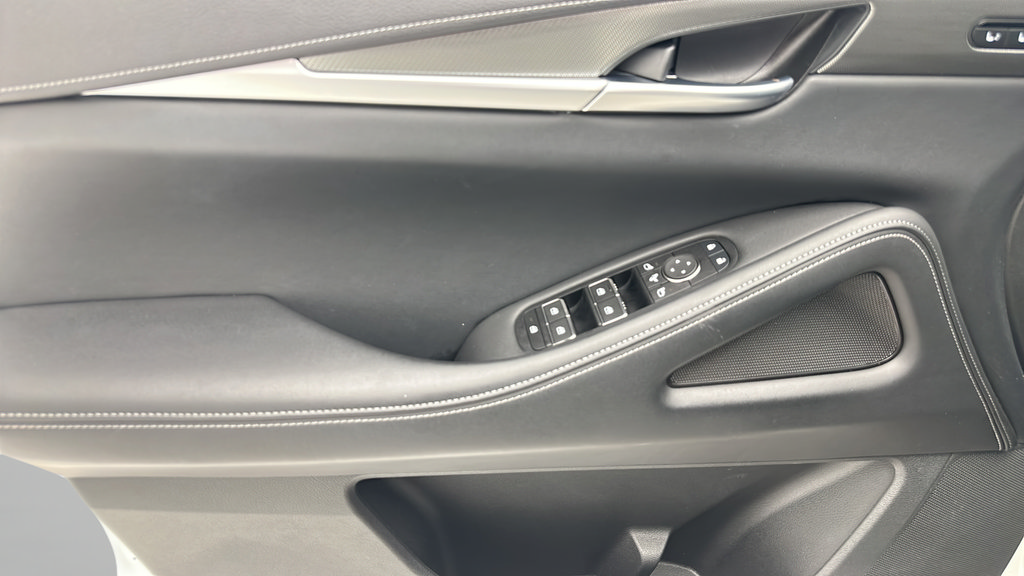 Used 2024 INFINITI QX60 Luxe AWD/4WD image 12