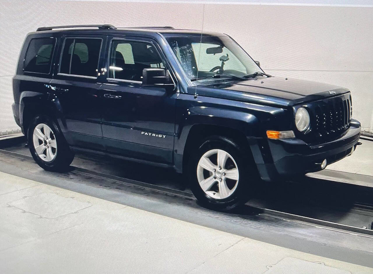 Used 2014 Jeep Patriot Latitude image 9