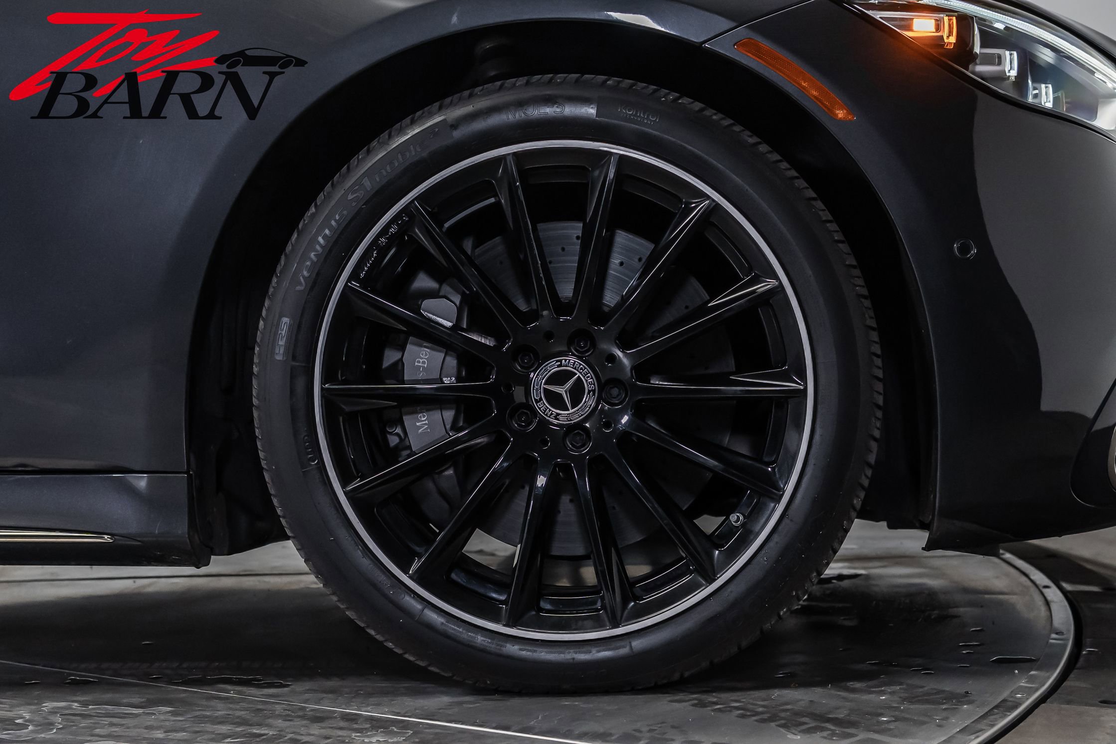 Used 2023 Mercedes-Benz S 500 4MATIC w/ AMG Line image 17