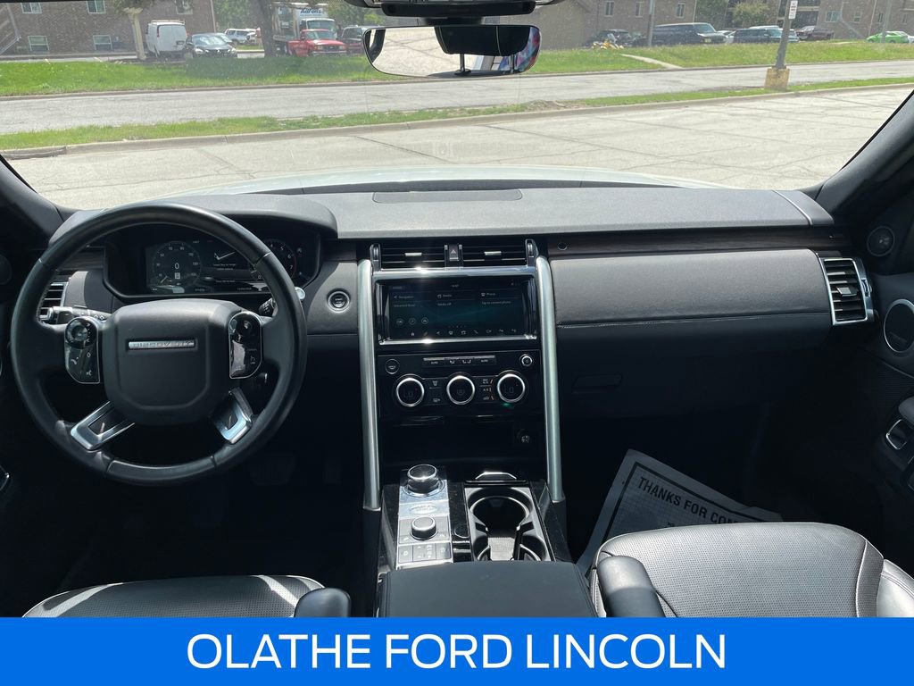 Used 2019 Land Rover Discovery HSE AWD/4WD image 13