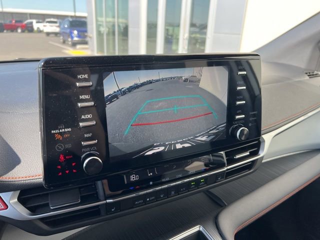 Used 2024 Toyota Sienna XSE image 15