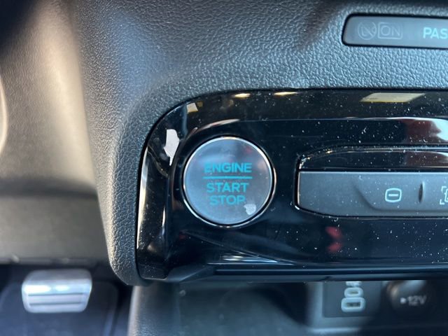 Used 2024 Ford Escape ST-Line Select w/ Tech Pack #1 AWD/4WD image 30