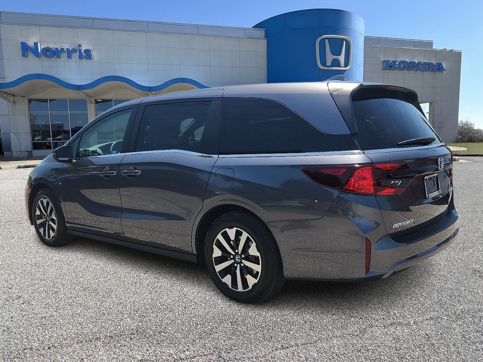 New 2026 Honda Odyssey EX-L image 3