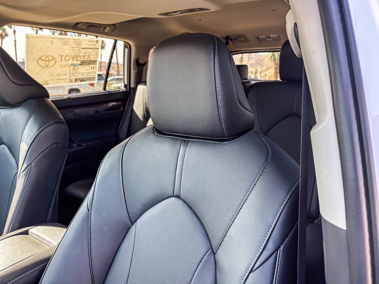 New 2026 Toyota Highlander Limited AWD/4WD image 24