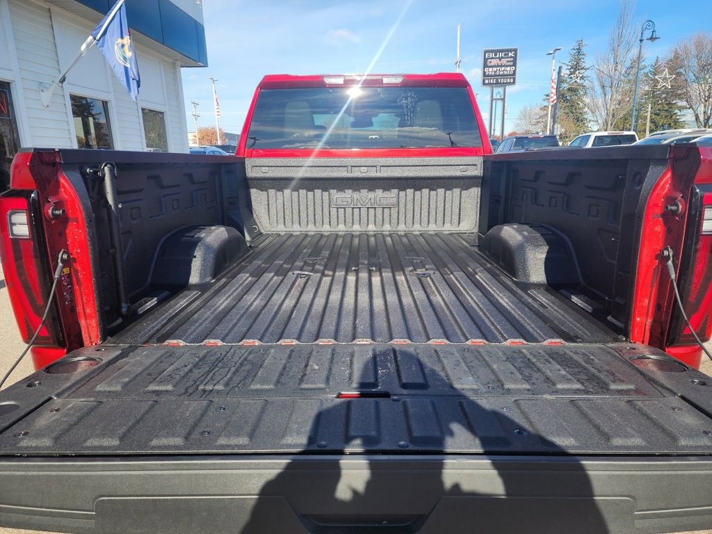 Used 2025 GMC Sierra 2500 SLT image 11