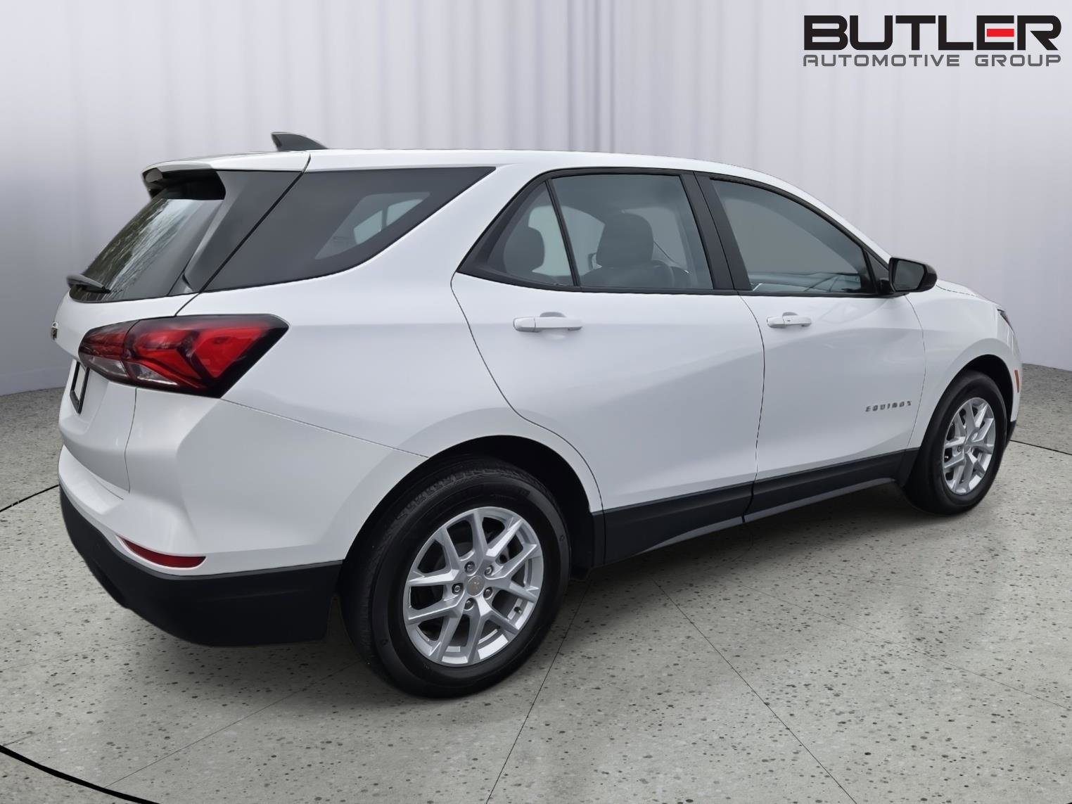 Used 2024 Chevrolet Equinox LS image 5