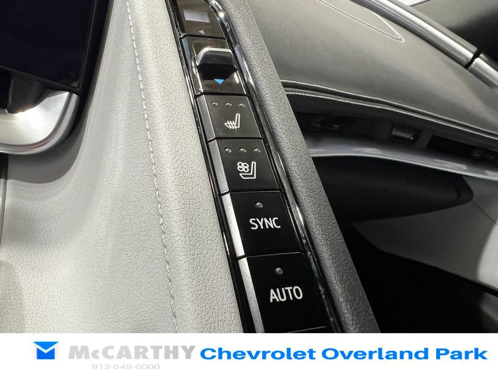 Used 2023 Chevrolet Corvette Z06 image 32