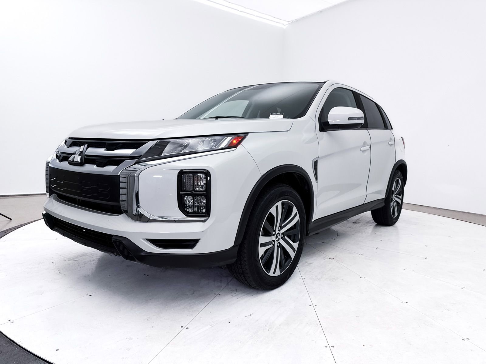 Used 2021 Mitsubishi Outlander Sport SE image 11