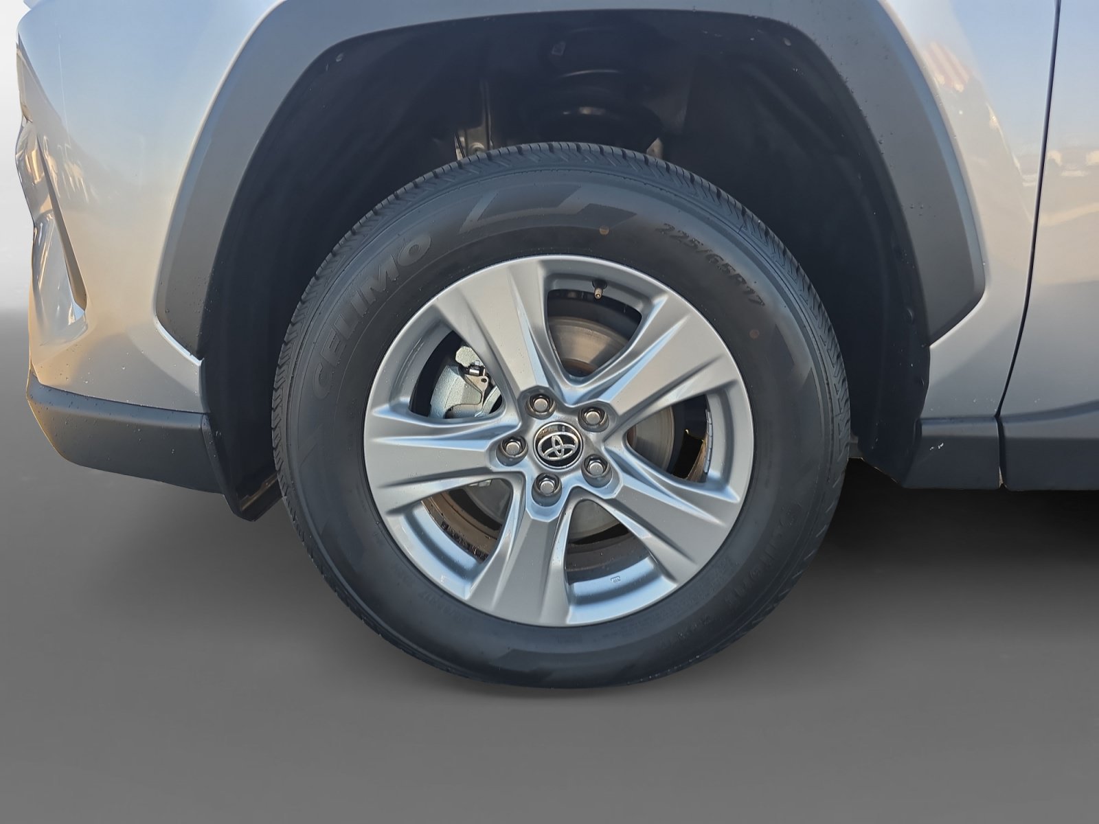 Certified 2025 Toyota RAV4 XLE AWD/4WD image 14