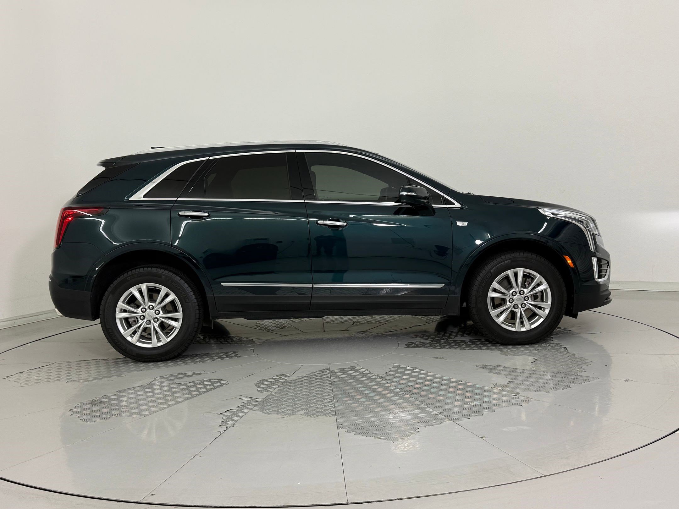 Used 2024 Cadillac XT5 Luxury image 8