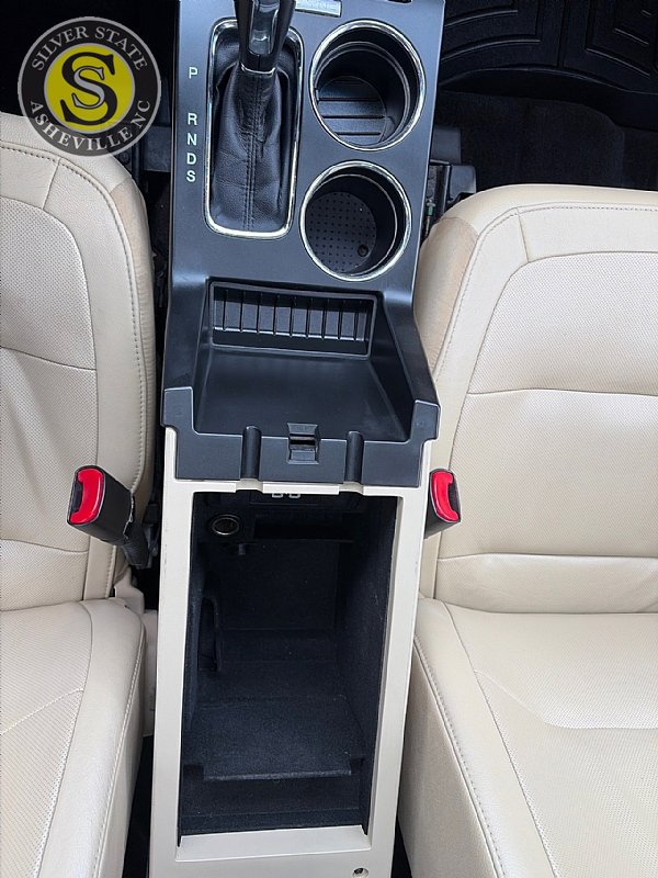 Used 2018 Ford Flex Limited w/ Equipment Group 303A AWD/4WD image 25