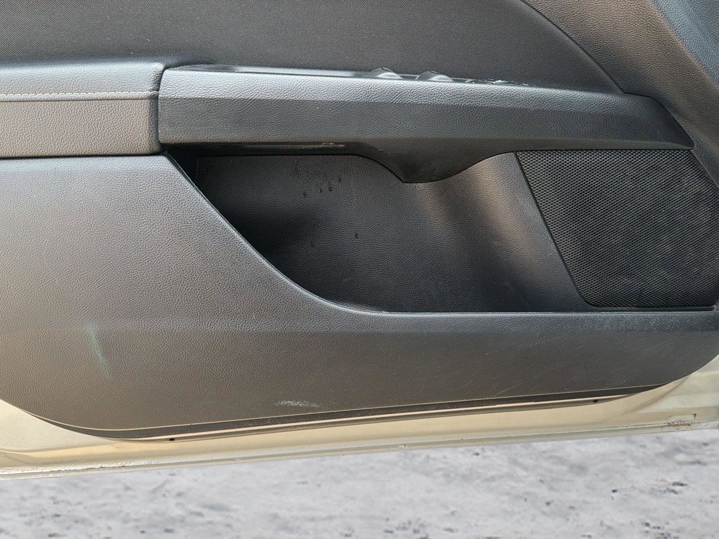 Used 2019 Ford Fusion SE FWD image 16