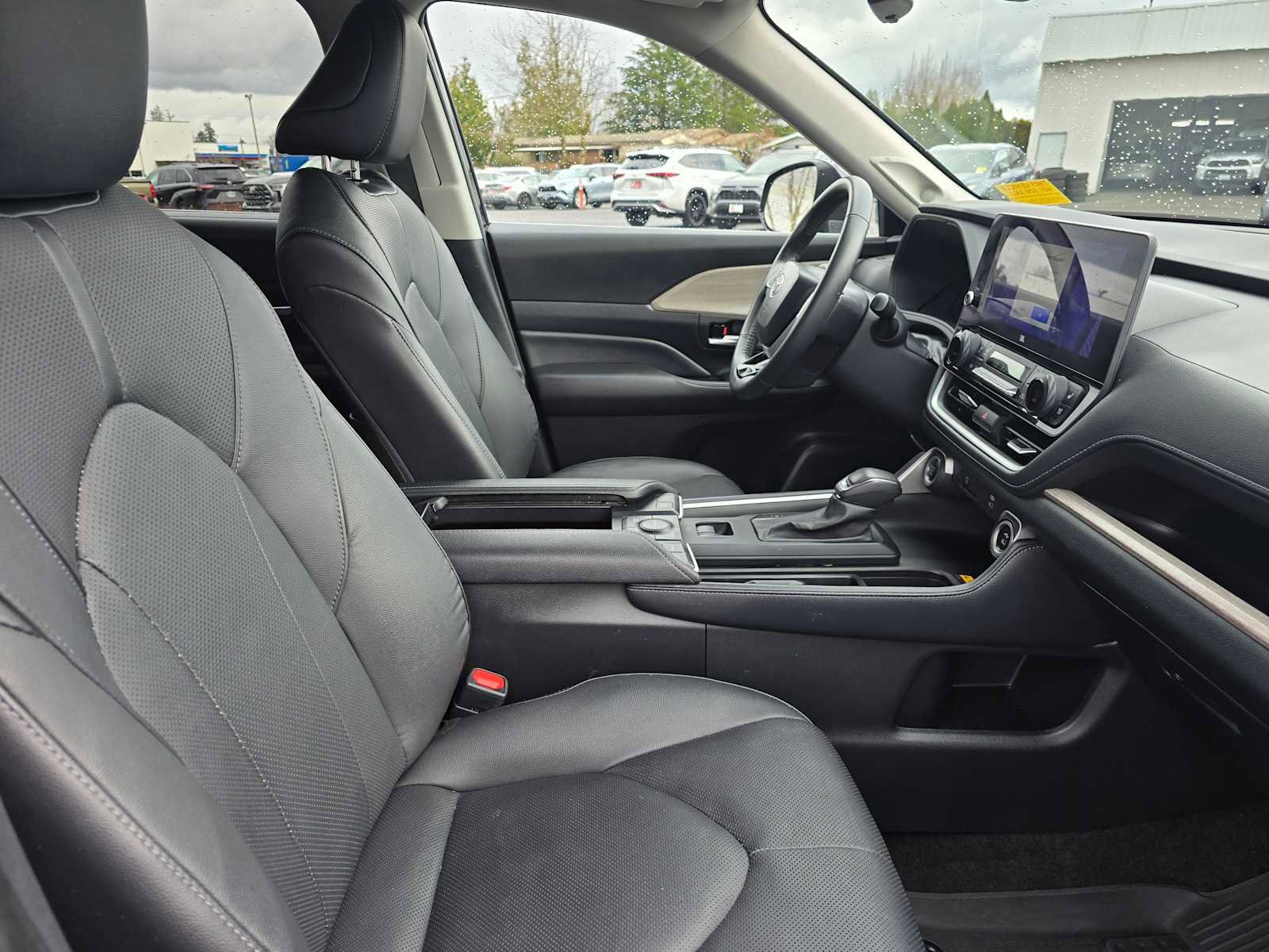 Certified 2024 Toyota Grand Highlander Limited image 13