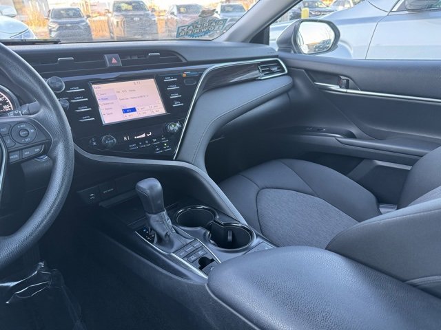 Certified 2018 Toyota Camry LE image 17