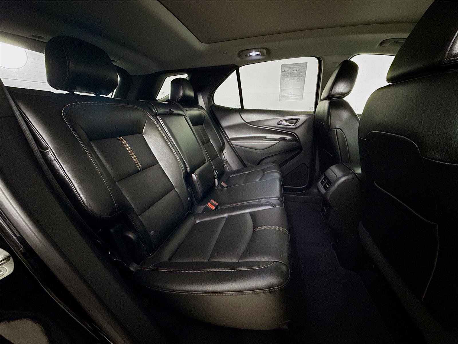 Used 2023 Chevrolet Equinox Premier AWD/4WD image 28