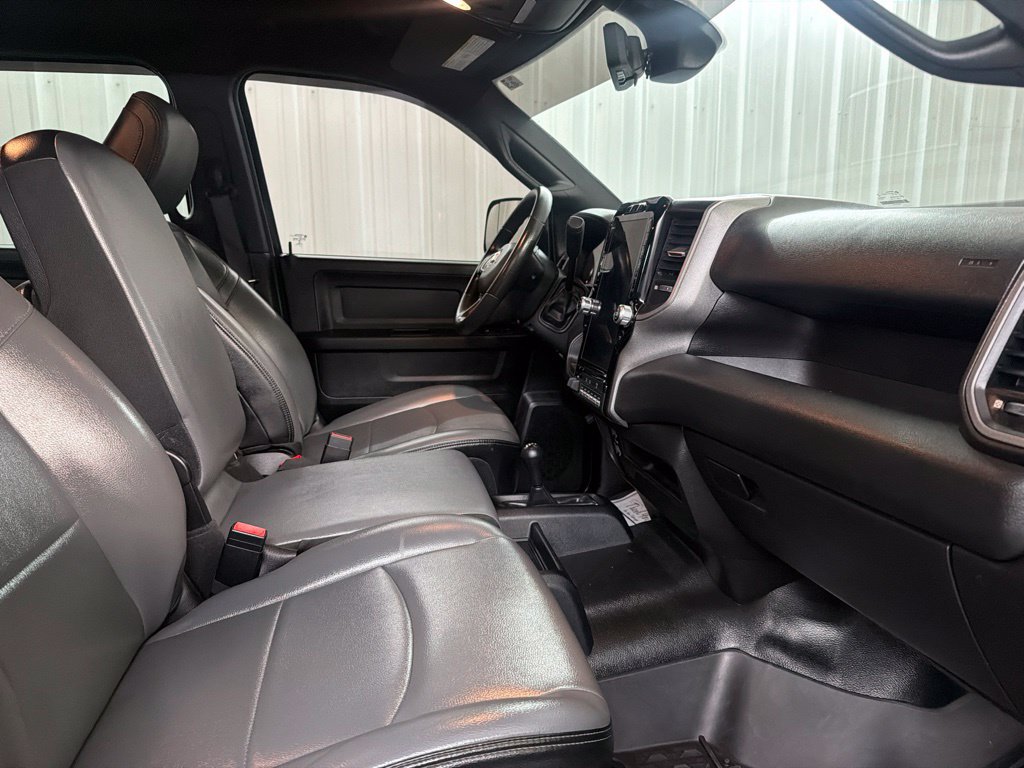 Used 2022 RAM 3500 Tradesman AWD/4WD image 16