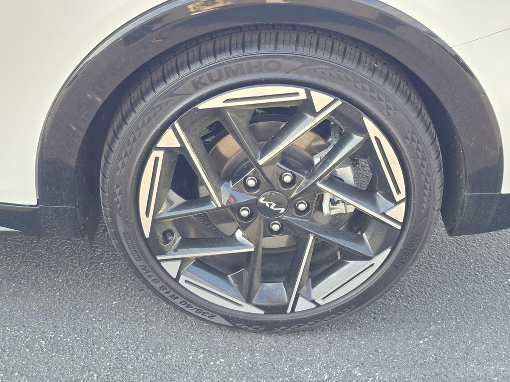 Certified 2025 Kia K4 GT-Line w/ GT-Line Premium Package image 12