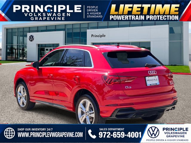 Used 2022 Audi Q3 2.0T Premium Plus w/ Premium Plus Package AWD/4WD image 5